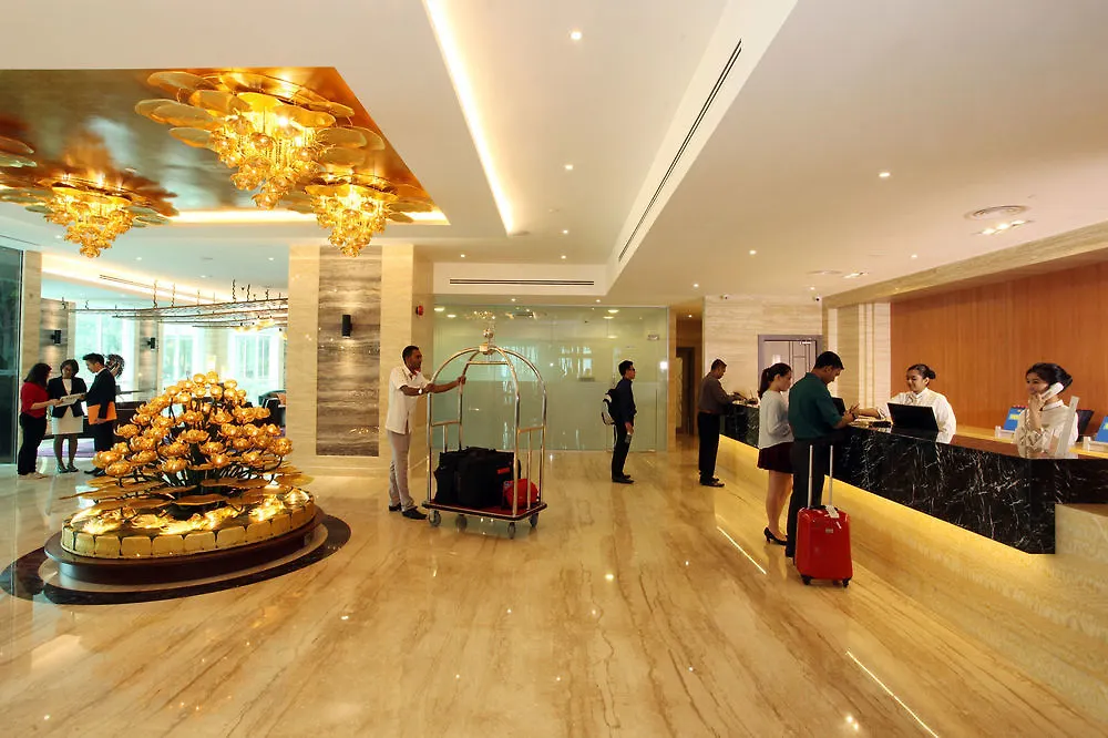 Vouk Hotel Suites, Penang George Town